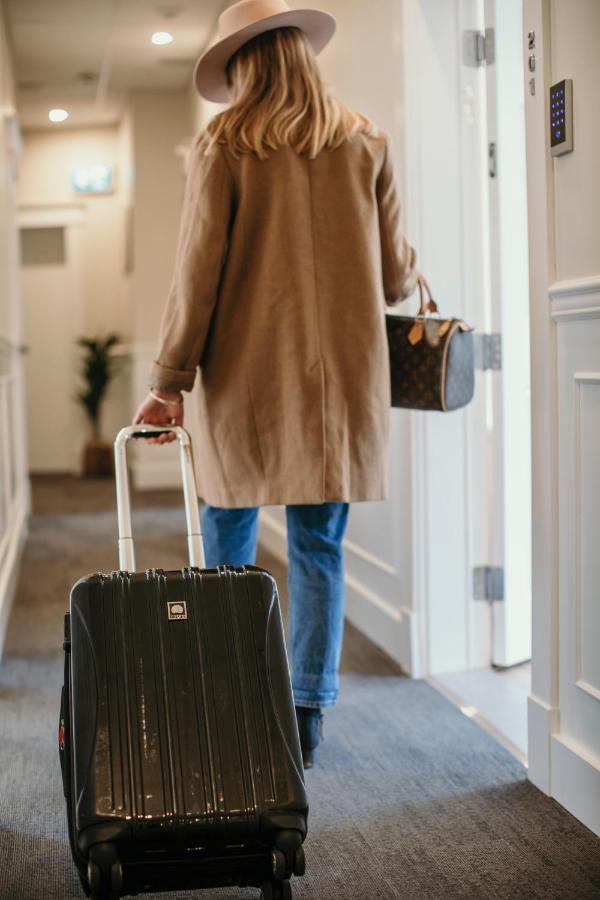 Stirling All Suites Hotel Нелсън Екстериор снимка