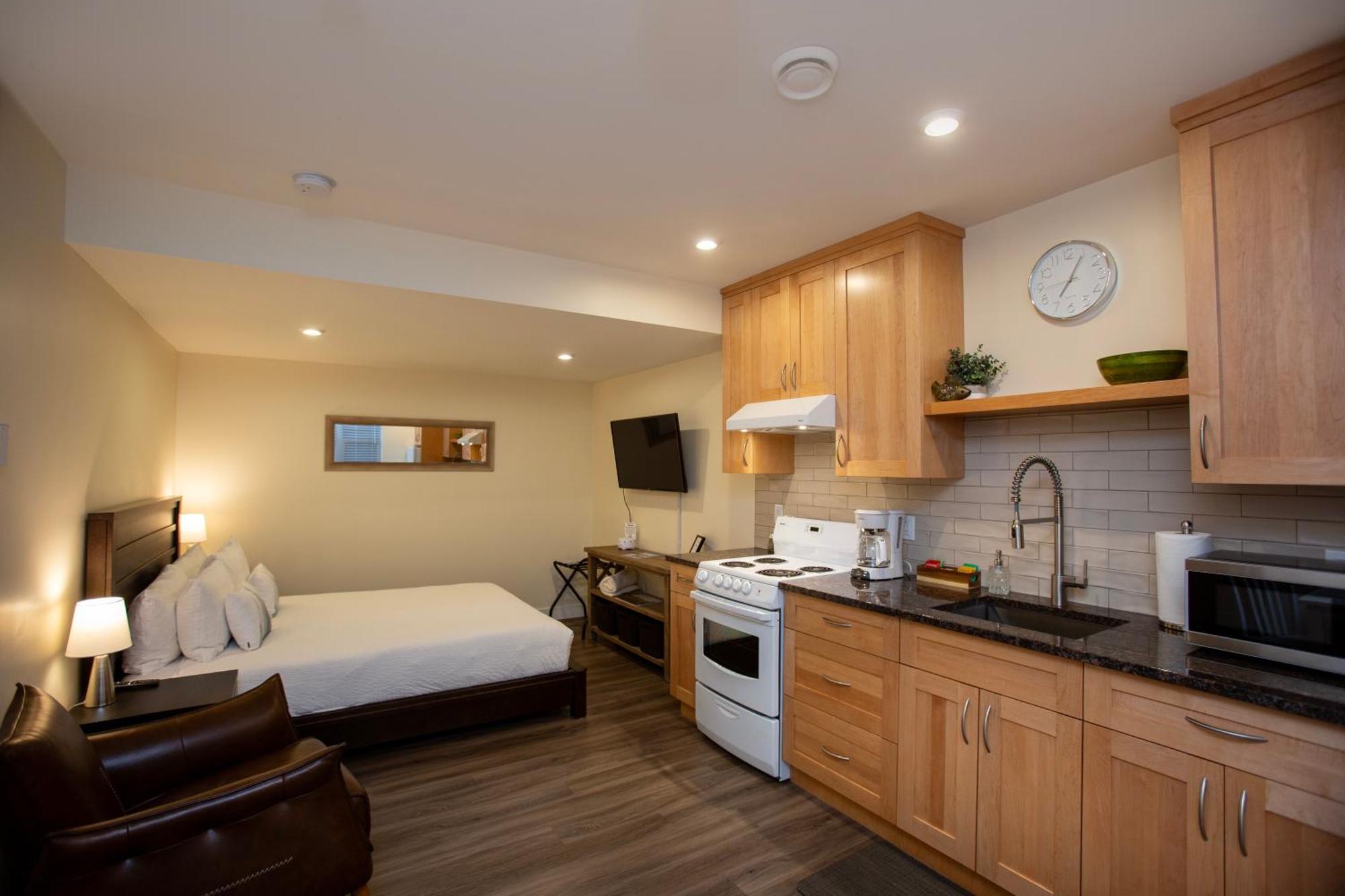 Stirling All Suites Hotel Нелсън Стая снимка