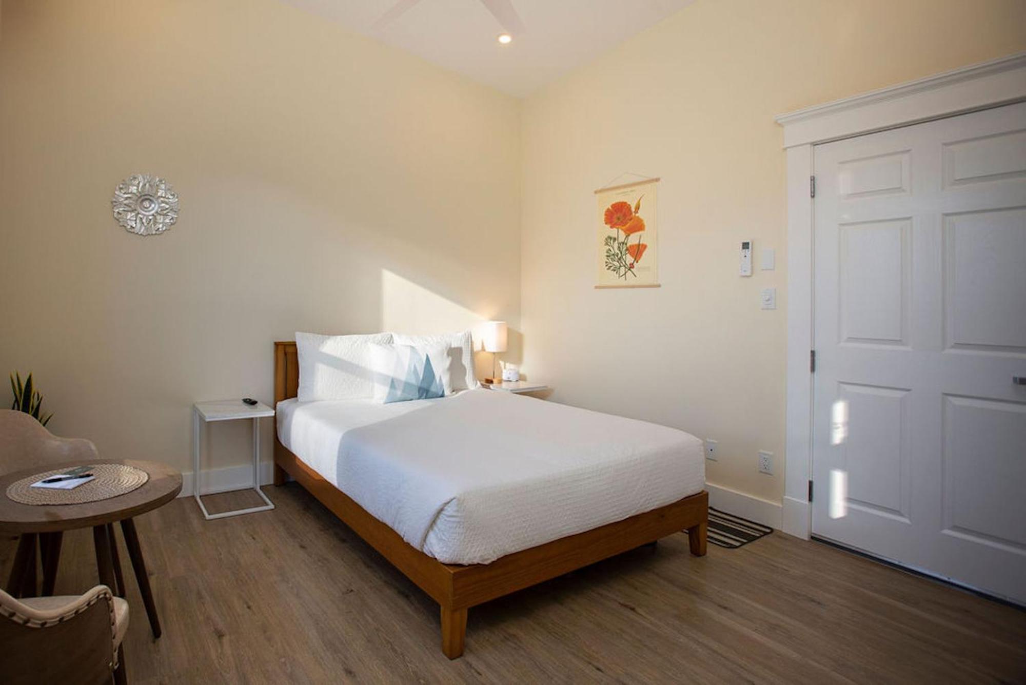 Stirling All Suites Hotel Нелсън Екстериор снимка